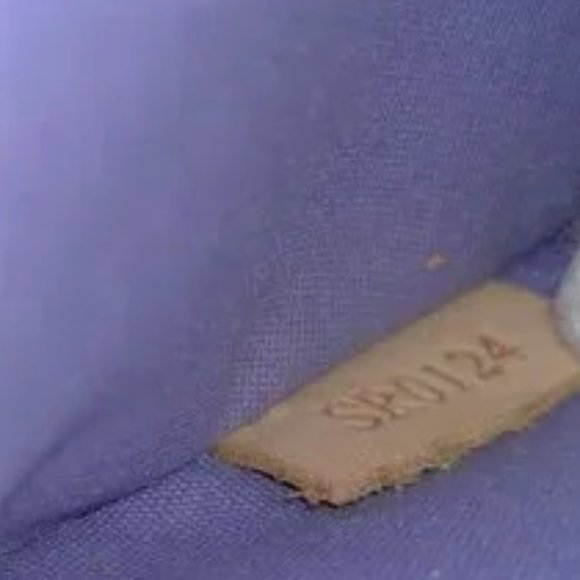 Louis Vuitton purple Brea MM lila monogram Vernis - Picture 11 of 13